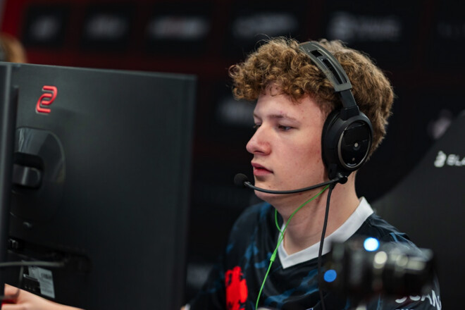 Гравець OG може перейти до HEROIC на місце капітана у складі з CS2