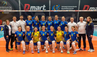 Украинки уничтожили соперниц в стартовом матче EEVZA U18
