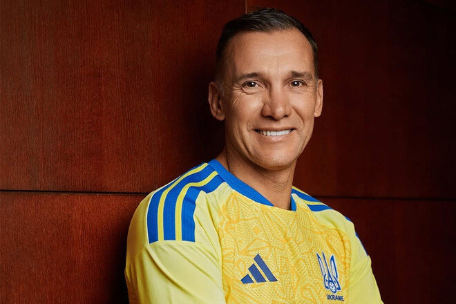 ФОТО. Андрій Шевченко привітав українців із Днем Гідності та Свободи