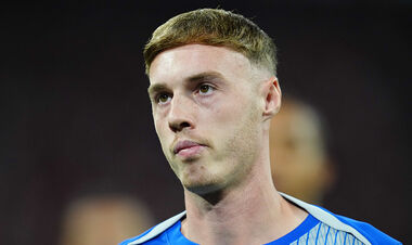 Палмер сломал мизинец о дверь. Лидер Челси не сыграет с Барсой и Арсеналом