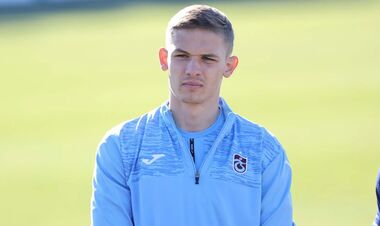 Арда Туран намерен вернуть в Шахтер украинца, который играет в Европе