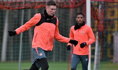 ФОТО. Футболісти Шахтаря після паузи відновили тренування