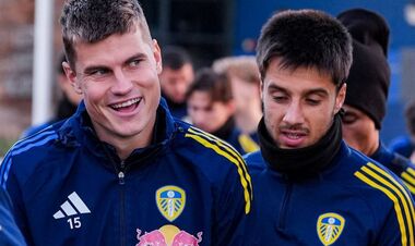 Leeds - Aston Villa. Forecast and announcement for the England Championship match