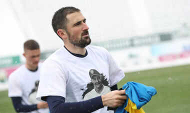 КАЛЮЖНЫЙ: «Соперник бегал за мной и толкал. А потом – плюнул в меня»