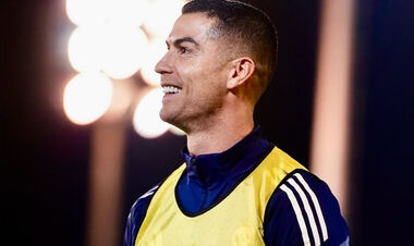 ФОТО. Кріштіану Роналду здивував усіх зміною номера в Аль-Наср. Що це було?