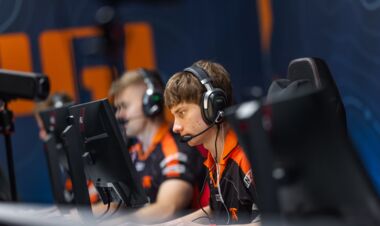 fnatic – Red Canids. Budapest Major. Первый этап. Смотреть онлайн. LIVE