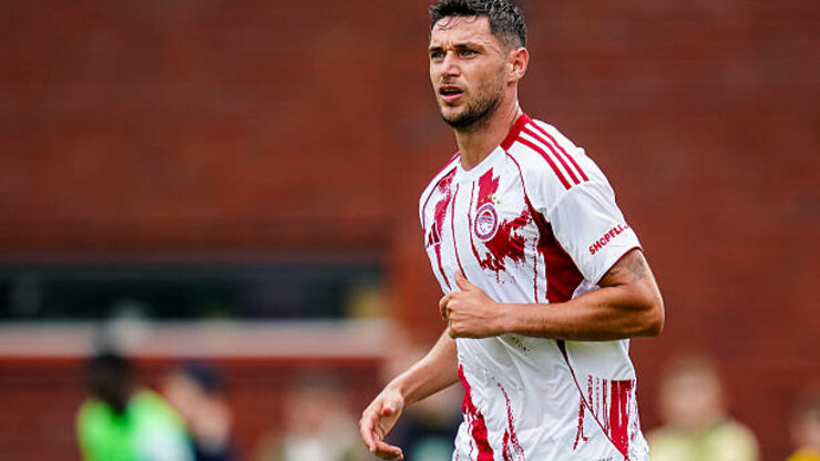 Первое результативное действие Яремчука! Олимпиакос уничтожил соперника