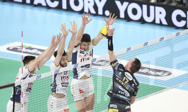 Втрата лідерства. Плотницький та Перуджа знову зазнали поразки в Італії