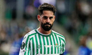 ОФИЦИАЛЬНО. Экс-игрок Реала продлил контракт с Бетисом