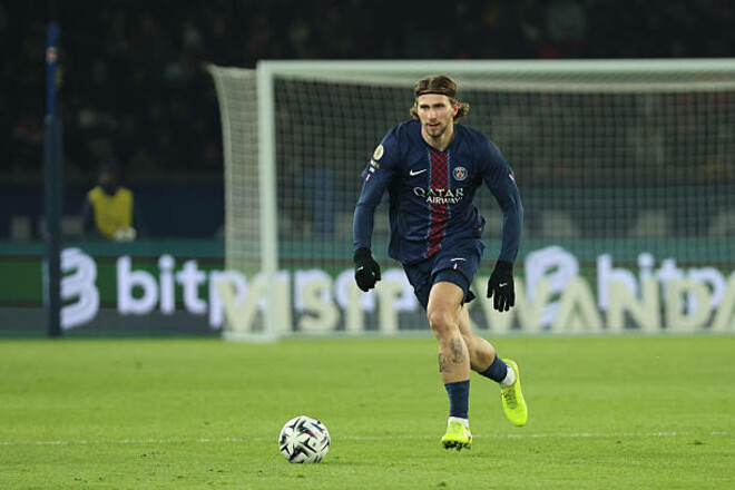 «Ми дуже задоволені». Енріке оцінив гру Забарного в матчі з Гавром