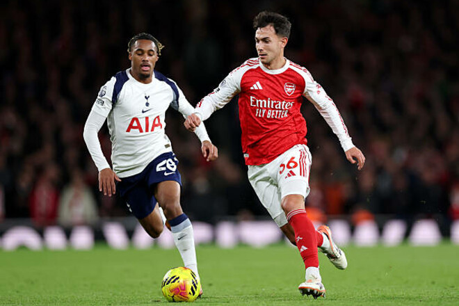 Арсенал – Тоттенхэм – 4:1. Хет-трик Эзе, шедевр Ришарлисона. Видео голов