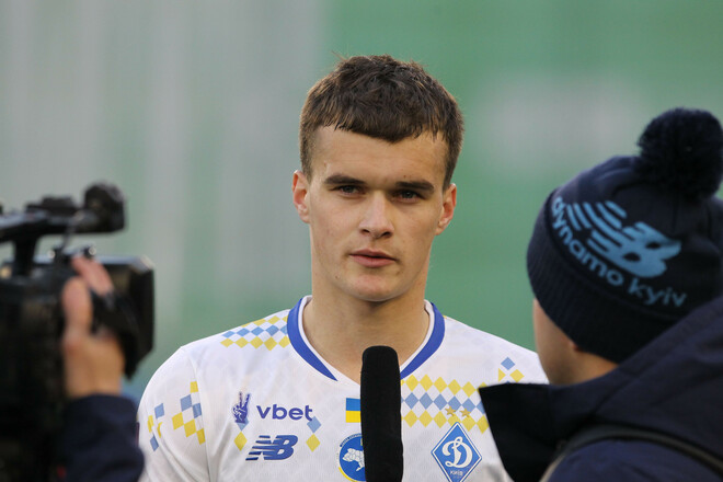 Фанаты Динамо провели нецензурный разговор с виновным в последнем фиаско