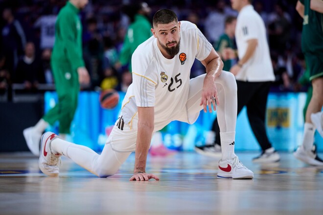 ФБУ назвала причину відсутності Леня й Скапінцева у збірній