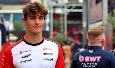 Новичок переписал историю команды Ф1. Стал первым, кто сделал это