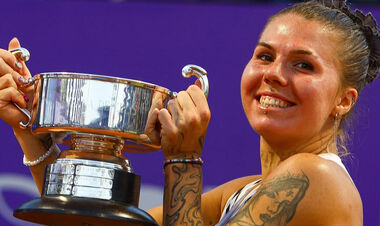 WTA ranking. Oleynikova debuted in the top 100 after the trophy in Chile