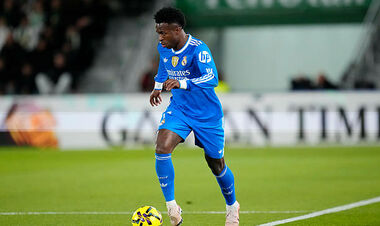 Винисиус сказал, что не продлит контракт с Реалом. Виноват один человек