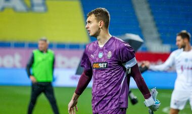 Динамо зацікавлене у посиленні воротарської лінії голкіпером Зорі