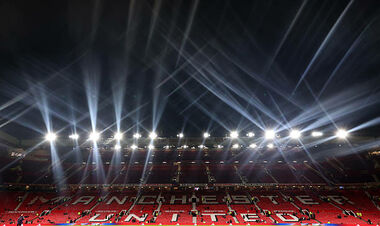 Сыграет ли Миколенко? Названы стартовые составы на матч МЮ и Эвертона