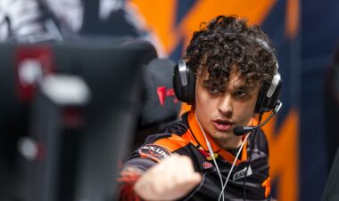 Украинцы из fnatic вырвали победу после камбэка на Budapest Major по CS2