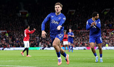 ВИДЕО. Эвертон в меньшинстве забил в ворота Ман Юнайтед