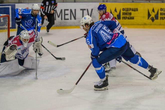Два дублі і гол у меншості. Непроста перемога Сокола у чемпіонаті України