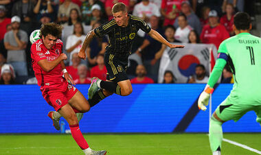 ВИДЕО. Как Смоляков дважды ассистировал Сон Хын Мину в матче MLS