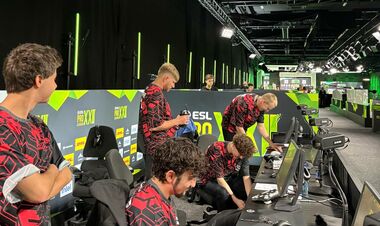 Украинцы дебютировали с победы на ESL Pro League S22