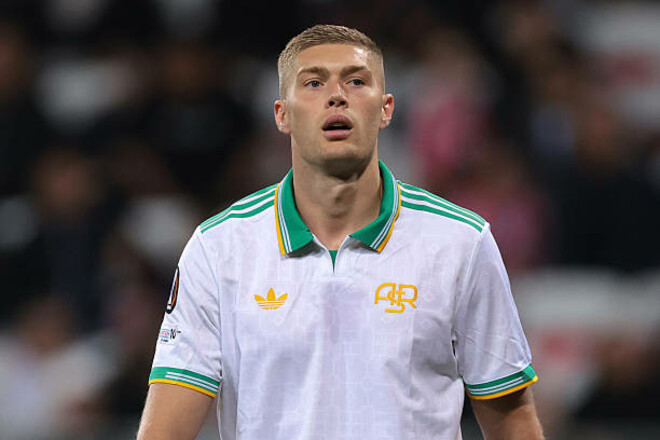 ВІДЕО. Довбик вразив ворота Верони, вперше забивши за Рому при Гасперіні