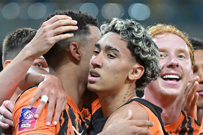 Обнародованы стартовые составы на матч Рух – Шахтер