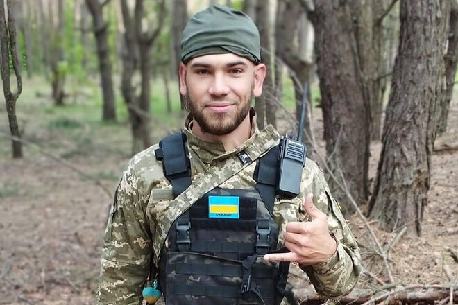 Схилимо голови. 28-річний екс-боєць ММА поліг на Луганщині