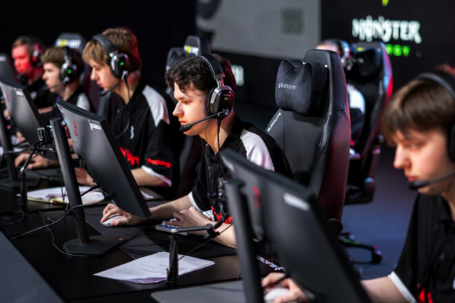 C кем сыграют украинцы? Сформированы пары третьего тура Budapest Major