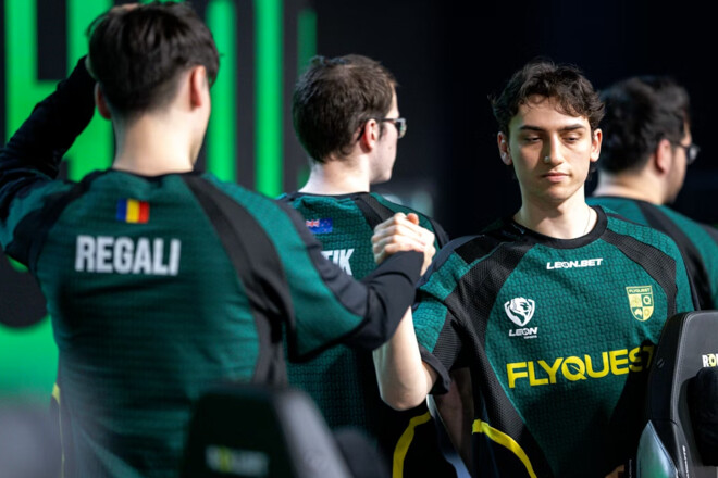 Неожиданно. FlyQuest первыми вышли ко второму этапу Budapest Major