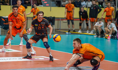 З сухим рахунком. Львівські Кажани поступилися лідерам ПлюсЛіги