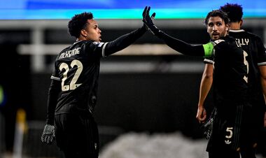 Ювентус у драматичній кінцівці вирвав перемогу у матчі з Буде-Глімт