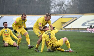 Перша ліга. Перемоги Буковини, Чорноморця і Лівого Берега