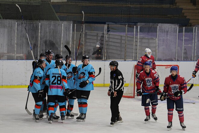 Із затримкою у 3 години. Команди не змогли зіграти матч чемпіонату України