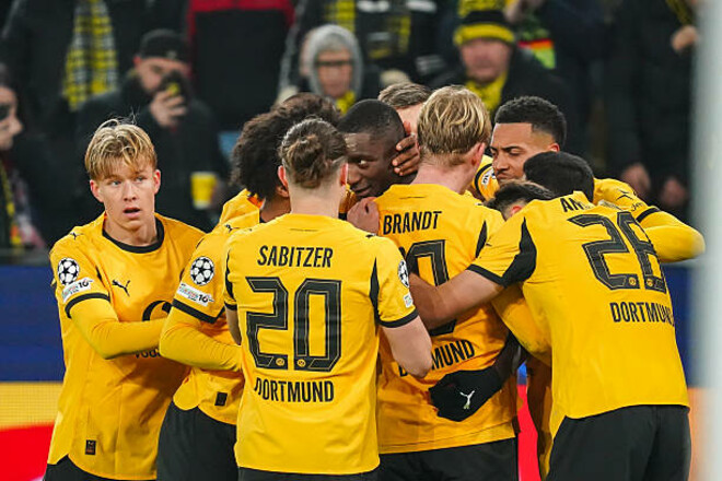 Боруссия Д разгромила Вильярреал, несмотря на два нереализованных пенальти