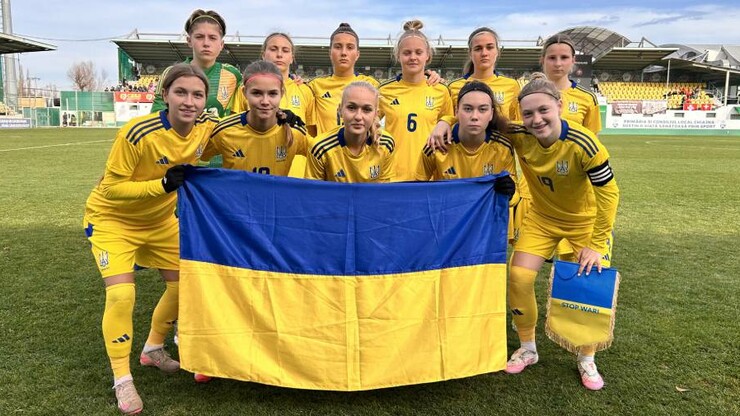 Пропустили на 90+5. Україна WU-17 на старті відбору Євро програла Швейцарії