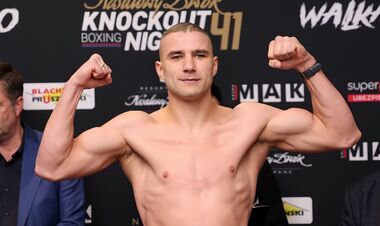 Боксер, якого брутально нокаутував український чемпіон, вийшов із коми