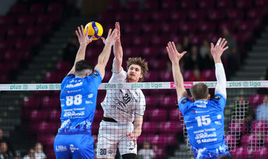 Знову тай-брейк. Команда капітана збірної України вирвала чергову перемогу