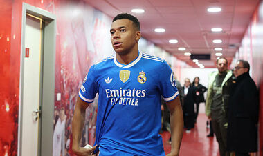 Мбаппе оформив хет-трик в ЛЧ на 29-й хвилині матчу. Чи були швидші випадки?