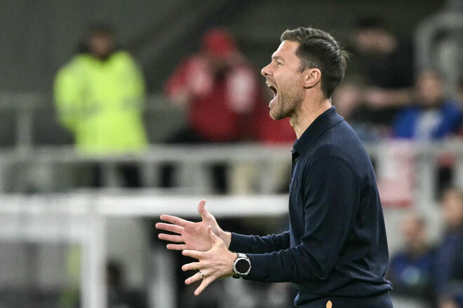 Алонсо нашел виновных в трех пропущенных голах в ЛЧ. Досталось Лунину?