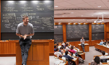 ФОТО. Легенда футбола выступил в Гарварде. О чем рассказывал студентам?