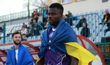 Лидер ЛНЗ остается в Черкассах. Шахтер только интересуется легионером