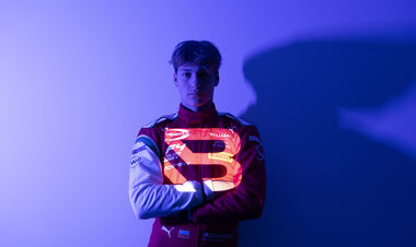 ОФИЦИАЛЬНО. Украинец подписал контракт на следующий сезон с командой Ф1