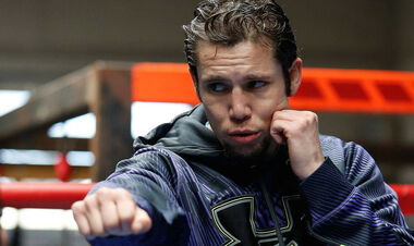 Колишній чемпіон світу завершив кар'єру після болісної ​​поразки нокаутом