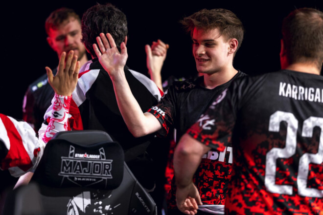 FaZe в шаге от вылета. Кто остался в борьбе за второй этап мейджора?