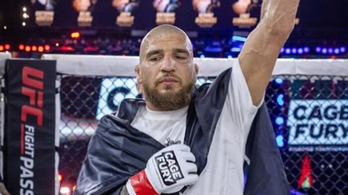 ОФИЦИАЛЬНО. Стал известен первый соперник украинца Амосова в UFC