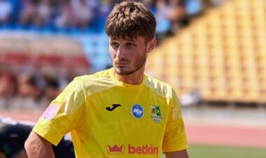 Металлист пролонгировал контракт с автором невероятного гола в Первой лиге