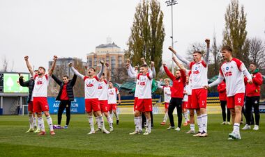 Пенальти и автогол. Локомотив одержал победу над Левым Берегом-2